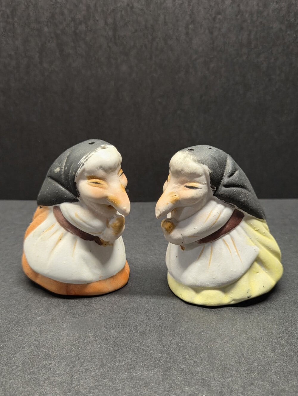 Kitchen Witch Ceramic Salt & Pepper Shakers 3" Lucky Vintage Babushka Baba Yaga